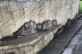 久留米市合川町　玄関　門塀壁塗装の施工前画像